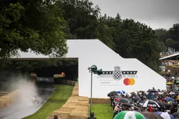 F1 car crashes at Goodwood Festival of Speed