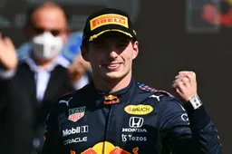 Nederlandse pers: 'Machtige Max Verstappen deelt dreun uit aan Hamilton'