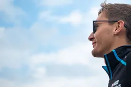 Concurrentie voor Verstappen en Norris? Russell overweegt te gaan simracen