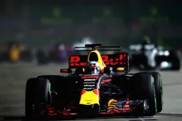 Uitslag GP Singapore: Hamilton wint, Ricciardo P2!