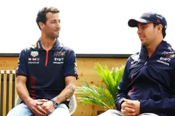 Analista da F1 aponta Ricciardo como substituto de Pérez na Red Bull