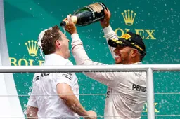 Hamilton erg blij met vierde overwinning op rij