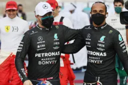Rosberg haalt uit naar Hamilton: 'Valtteri versloeg hem een paar keer'