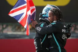 Bottas nog altijd de ideale tweede man, moet Russell wel naar Mercedes?