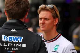 Former F1 drivers clash over Mick Schumacher's future