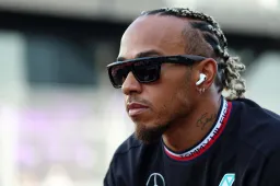 Hamilton ist nach "lächerlicher" Disqualifikation nicht einverstanden mit Verstappen