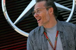 Villeneuve: World champions "in crisis"