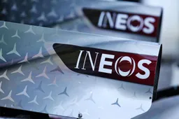 Mercedes partner INEOS draagt ook zijn steentje bij in COVID-19 gevecht