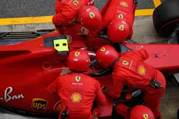 Villeneuve critical of Ferrari: "Don't think that's necessary in F1"
