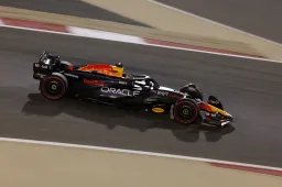 Verstappen nutzt das Abschleppen zu seinem Vorteil und holt die Pole Position in Bahrain