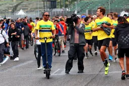 Lewis Hamilton revealed as one of the richest men under 40 in Britain