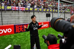 Zhou in tears after Chinese GP and gets a unique spot with his fans