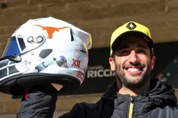 Check out all the drivers' special helmets for the US Grand Prix!