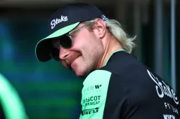 Double win for Bottas and his girlfriend in cycling event