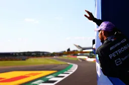 Lewis Hamilton steals victory off Charles Leclerc at the British Grand Prix