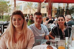 Verstappen krijgt in Bahrein steun van twee belangrijke dames