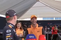 Ricciardo dolt met Verstappen: 'Twee WK-titels en niet eens een baard'