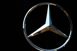 F1 Social Stint | Bottas toont blauwe tinten op nieuwe W12 van Mercedes