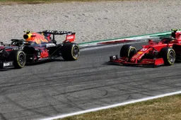 Sainz ziet strijdende Hamilton en Verstappen: 'Natuurlijk gegeven'