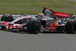 Brazilië 2008: Hamilton neemt revanche na talloze doodsbedreigingen