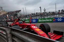 Doornbos zet vraagtekens bij beslissing Ferrari: 'Kans op schade was heel groot'