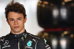 De Vries to replace Hamilton in FP1 for French GP