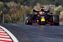 Verstappen naar snelste tijd in VT1, Albon verrast met tweede plek!