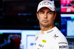 Perez smentisce Marko sul sedile in F1: "Chiarezza entro un mese".