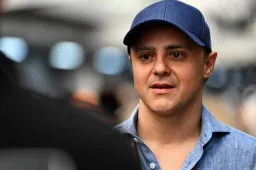 Este ex piloto describe a Alonso con "dos personalidades"