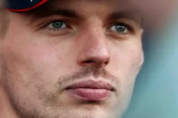 La pilota della F1 Academy contro Verstappen: "Mi chiedo se lo sappia".