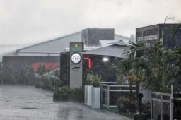 Piove e grandina a Montreal: guarda le immagini!