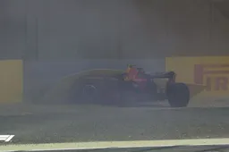 BREAKING: Verstappen CRASHT tijdens kwalificatie Bahrein