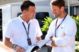 5 years, and Grosjean is still waiting for the promised Mercedes test