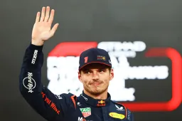 Verstappen ainda não está de férias: "Estou voando pelo mundo todo"