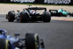 'AlphaTauri guiderà una copia della Red Bull RB19 nel 2024'