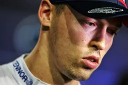 Kvyat legt schuld bij Raikkönen: "Hij probeerde zelfmoord te plegen"