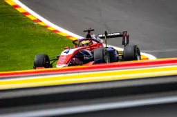 Beganovic wint sprintrace in Spa, Lindblad en Van Hoepen zonder punten