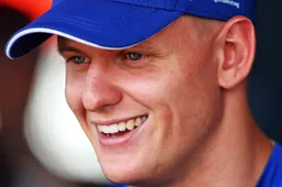 La Haas dovrebbe trattenere Schumacher per il 2023?