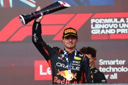 Les salaires en 2024 : Voici ce que Verstappen, Hamilton et consorts gagneront !