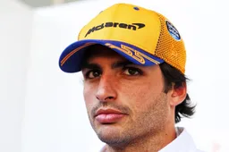 Sainz haalt motivatie uit vertrouwen: "De wil om te vechten, zit in ons DNA"