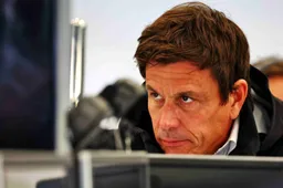 Mercedes: "We haven't lost anyone to Audi"