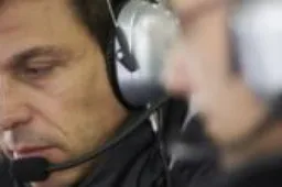 Wolff: 'We hebben geluk met zulke goede coureurs'