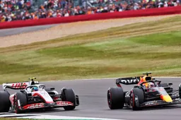 Schumacher kwam niet voorbij Verstappen: "Max is genadeloos in dat opzicht"