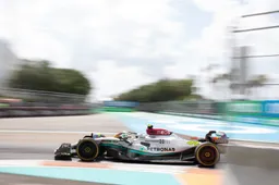 'Hamilton stomverbaasd en Wolff woedend over mogelijke terugkeer Masi'