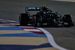 BREAKING: Bottas takes stunning pole in Sakhir!