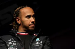 Hamilton explains radio message; "You put me in a difficult position"