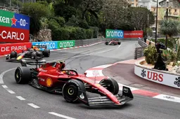 'Leclerc moet hand meer bij eigen boezem steken na blunder van Ferrari'