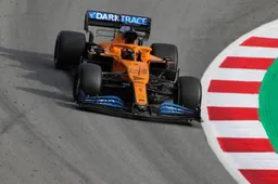Sainz over Netflix docu: "Ze overdreven de rivaliteit" maar "dat is goed voor F1"