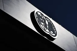 Hebben Mercedes en Ferrari geluk gehad? 'Was de andere wagen wel legaal?'