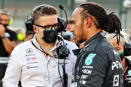 Hamilton zet tandje bij in de strijd met Verstappen: 'Deed hij altijd al'